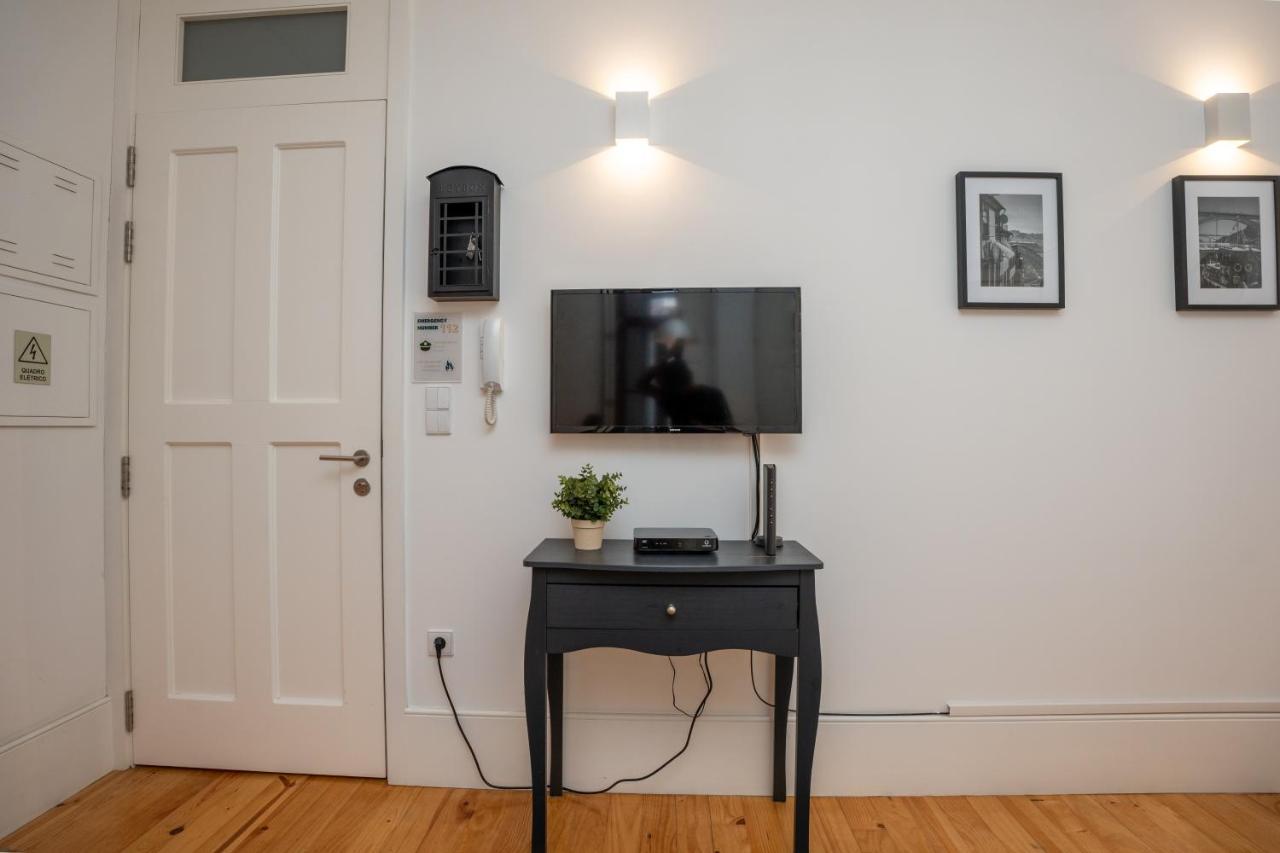 Host Wise - Peaceful Amazing Apartment - Ace Location 포르투 외부 사진