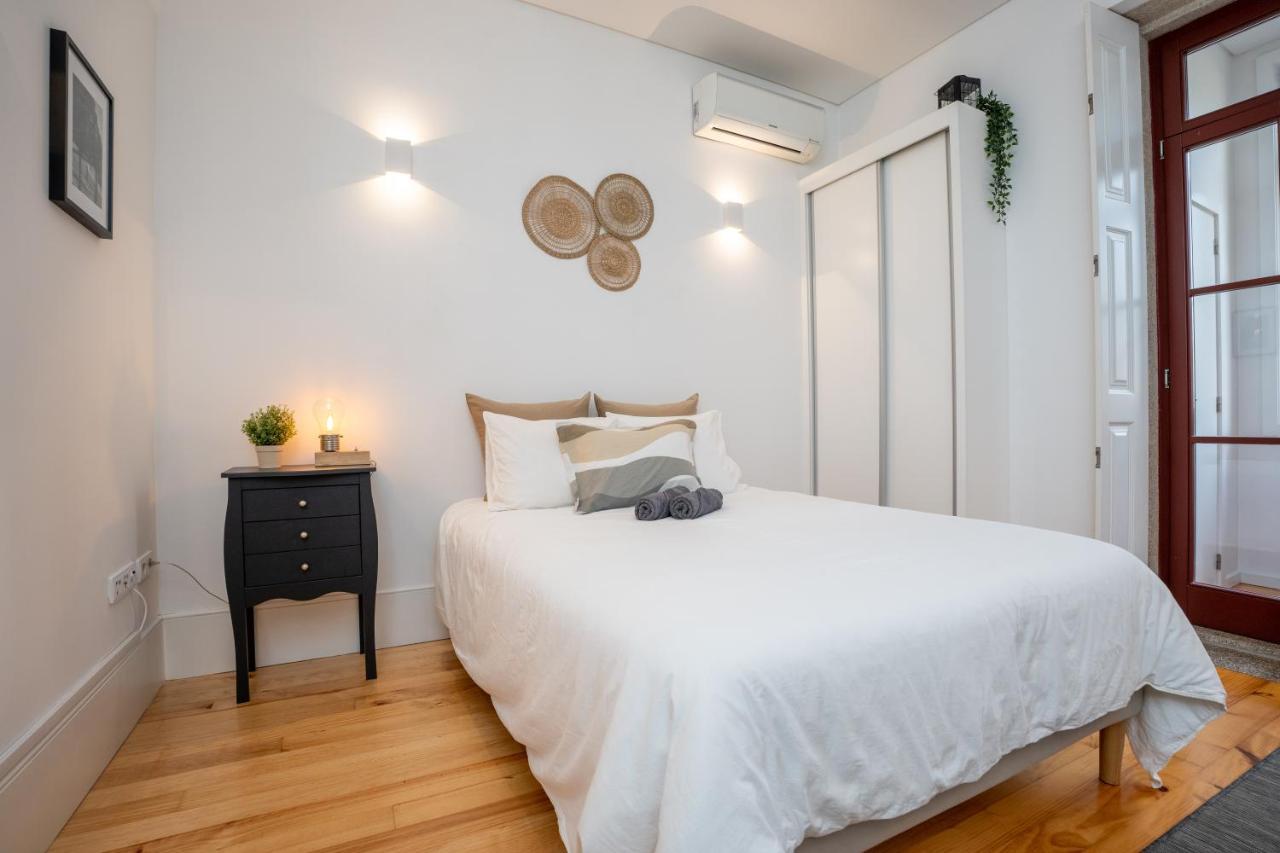 Host Wise - Peaceful Amazing Apartment - Ace Location 포르투 외부 사진